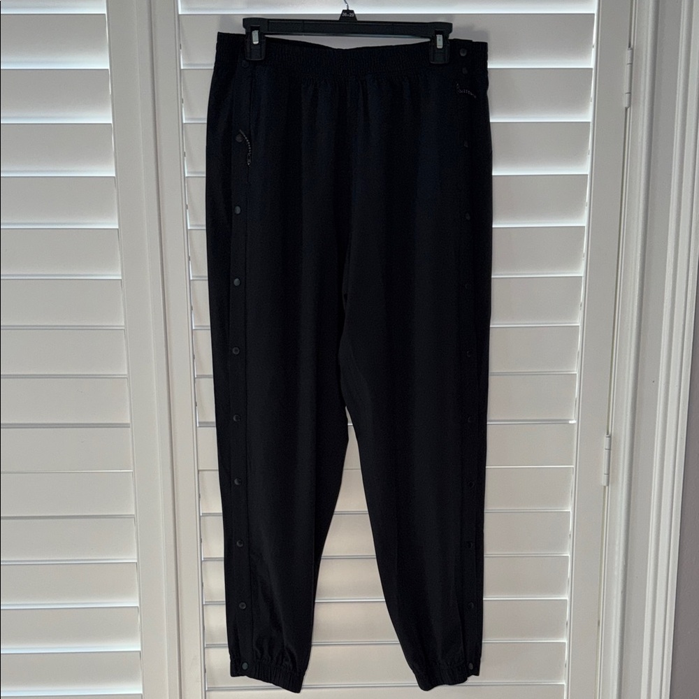 Lululemon athletica Black Button Down Womens Joggers